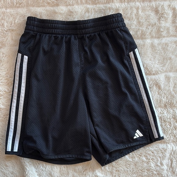Adidas Black and White Athletic Shorts size youth 14 - Picture 1 of 8